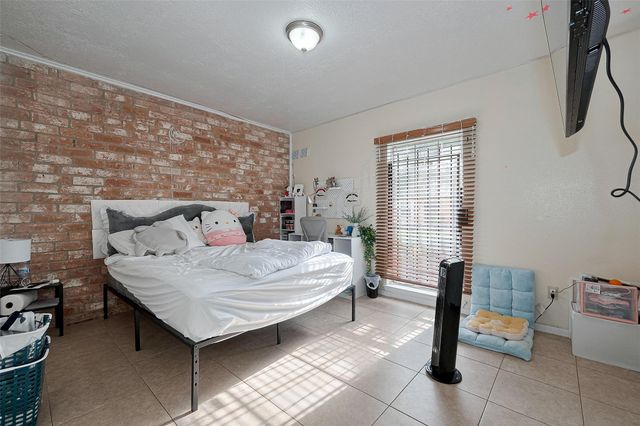 12223 Sharpview Drive, Houston, TX 77072