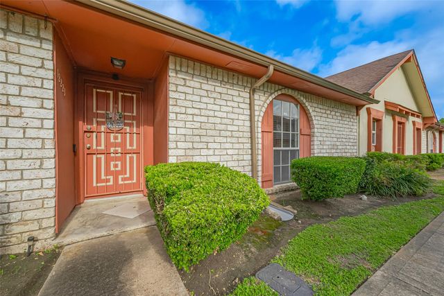 12223 Sharpview Drive, Houston, TX 77072