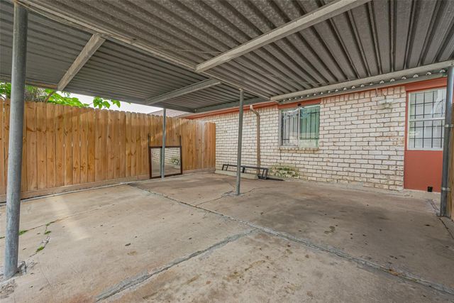 12223 Sharpview Drive, Houston, TX 77072