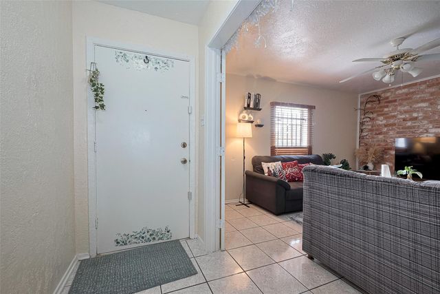 12223 Sharpview Drive, Houston, TX 77072