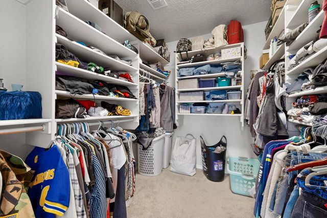 720 Rain Lily Road SW, Los Lunas, NM 87031