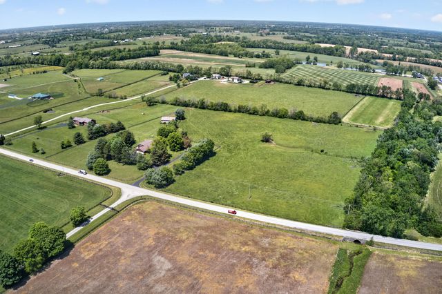 3122 Georgetown Road, Paris, KY 40361