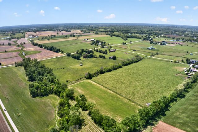 3122 Georgetown Road, Paris, KY 40361