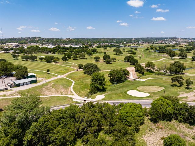 951 Cypress Creek RD, Kerrville, TX 78028