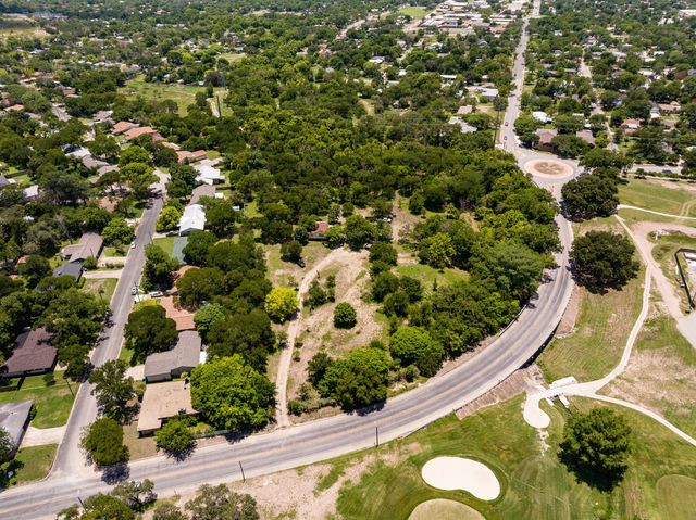 951 Cypress Creek RD, Kerrville, TX 78028