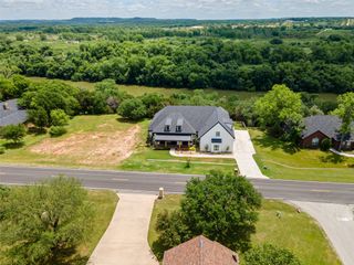 9700 Bellechase Road, Granbury, TX 76049