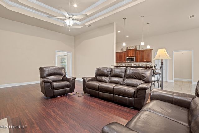 8505 Poplar Trail, Biloxi, MS 39532