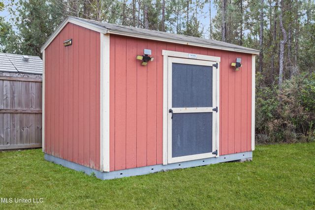 8505 Poplar Trail, Biloxi, MS 39532