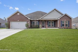 8505 Poplar Trail, Biloxi, MS 39532