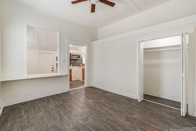 3430 S Flores St Apt 4, San Antonio, TX 78204