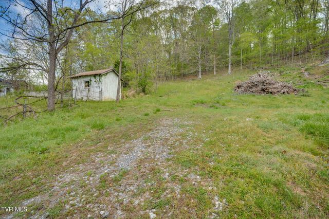 218 Bridwell Heights Road, Kingsport, TN 37664