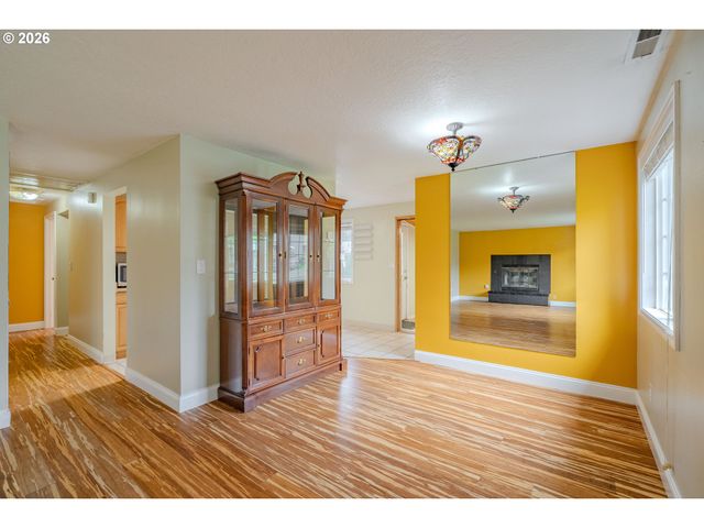 3905 NICHOLSON Rd, Vancouver, WA 98661