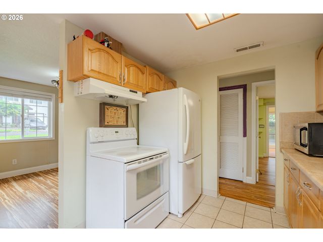 3905 NICHOLSON Rd, Vancouver, WA 98661