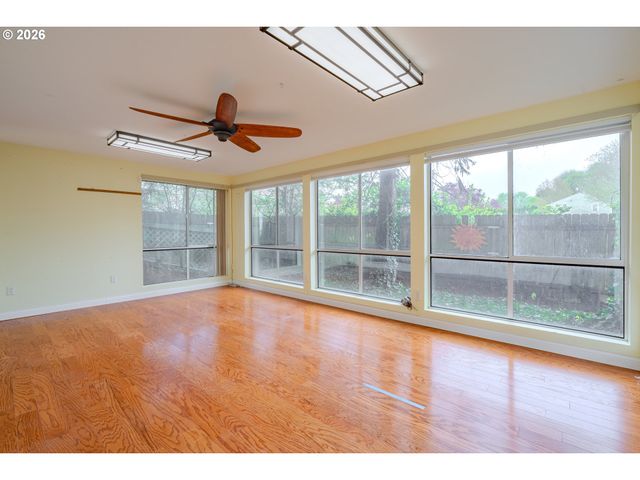 3905 NICHOLSON Rd, Vancouver, WA 98661