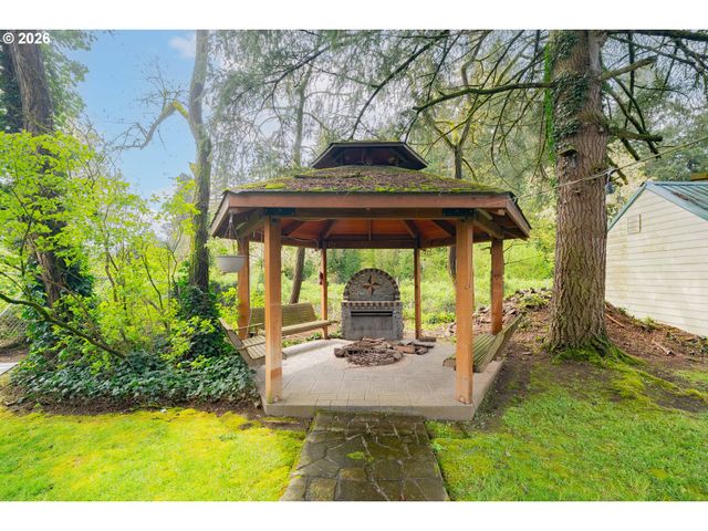 3905 NICHOLSON Rd, Vancouver, WA 98661