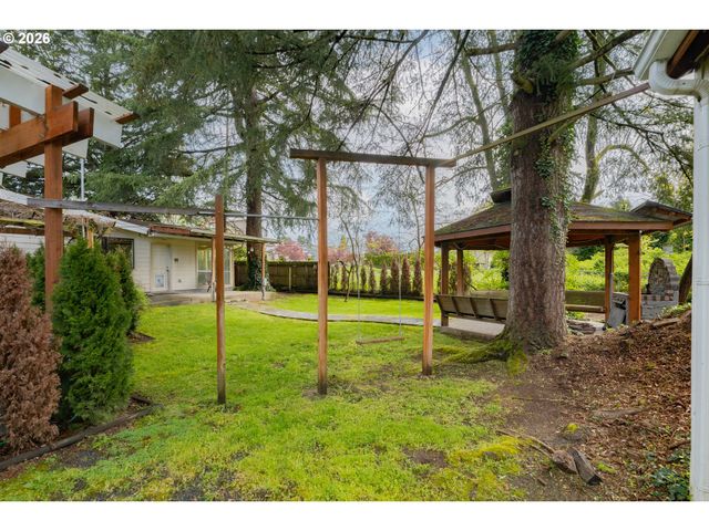 3905 NICHOLSON Rd, Vancouver, WA 98661
