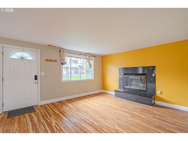 3905 NICHOLSON Rd, Vancouver, WA 98661