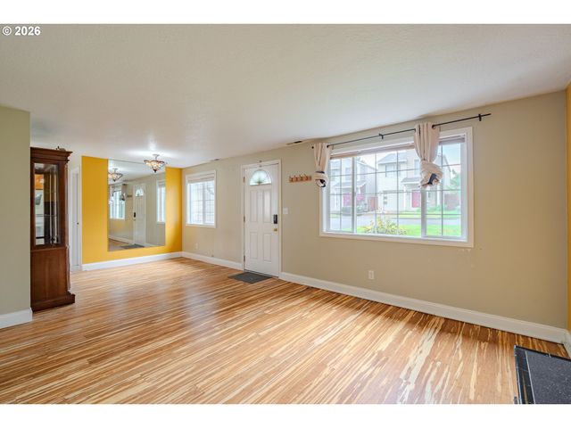 3905 NICHOLSON Rd, Vancouver, WA 98661