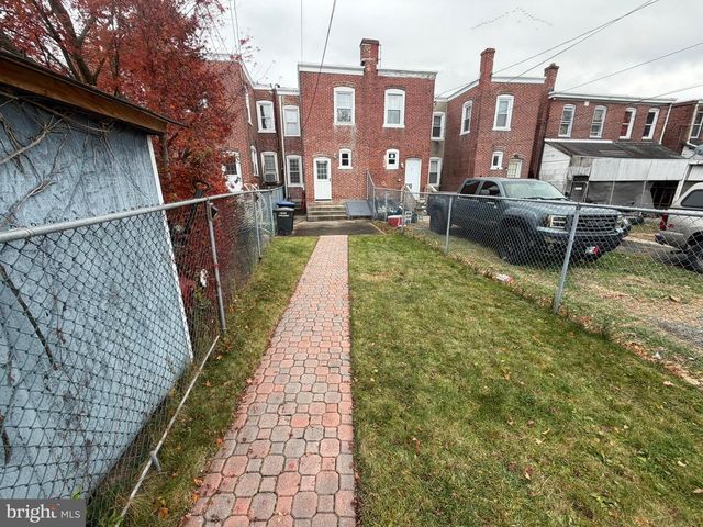 1535 WILLOW ST, Norristown, PA 19401