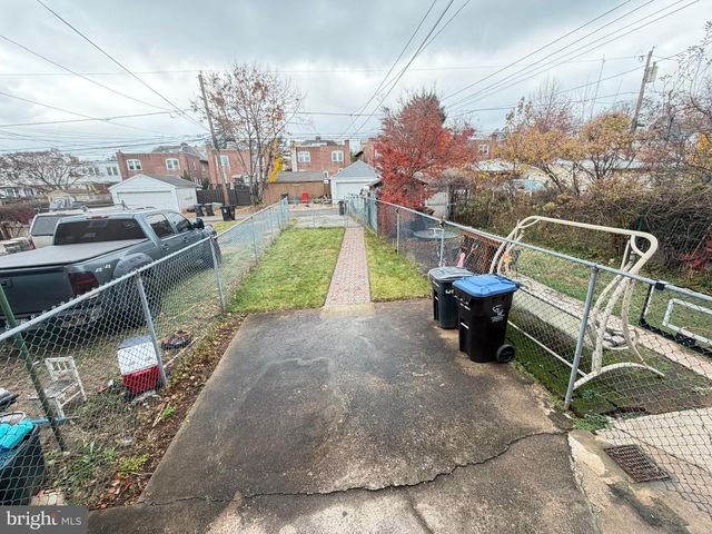 1535 WILLOW ST, Norristown, PA 19401