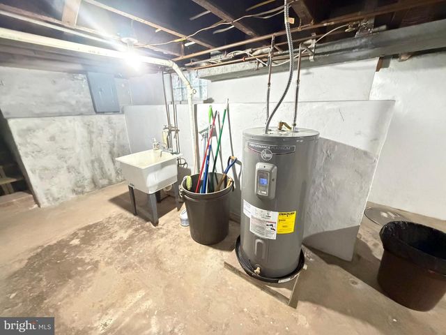 1535 WILLOW ST, Norristown, PA 19401