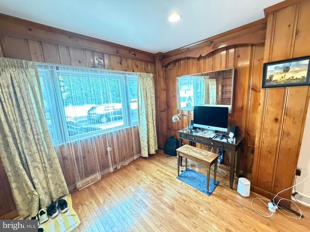 1535 WILLOW ST, Norristown, PA 19401