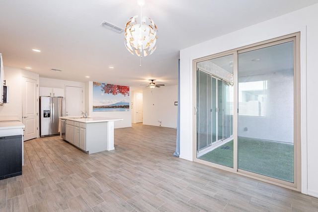 9258 E Static Avenue, Mesa, AZ 85212