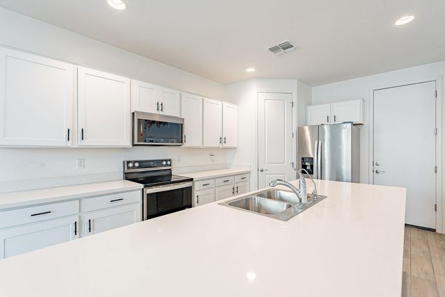 9258 E Static Avenue, Mesa, AZ 85212