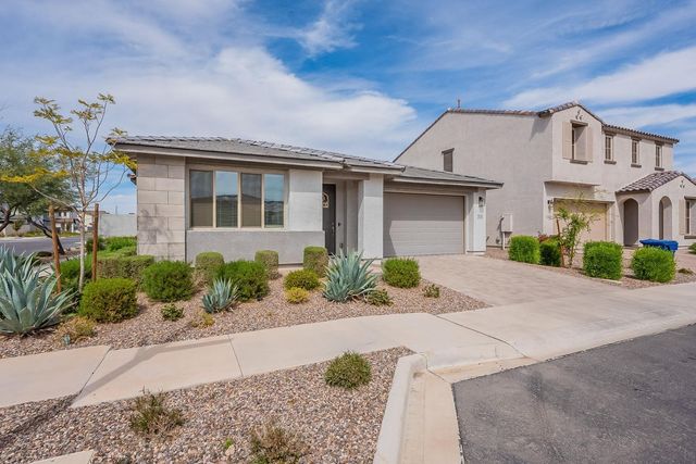 9258 E Static Avenue, Mesa, AZ 85212