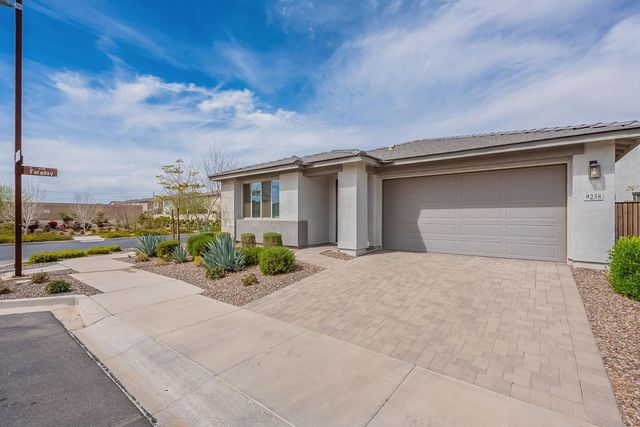 9258 E Static Avenue, Mesa, AZ 85212