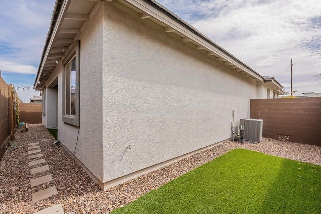 9258 E Static Avenue, Mesa, AZ 85212