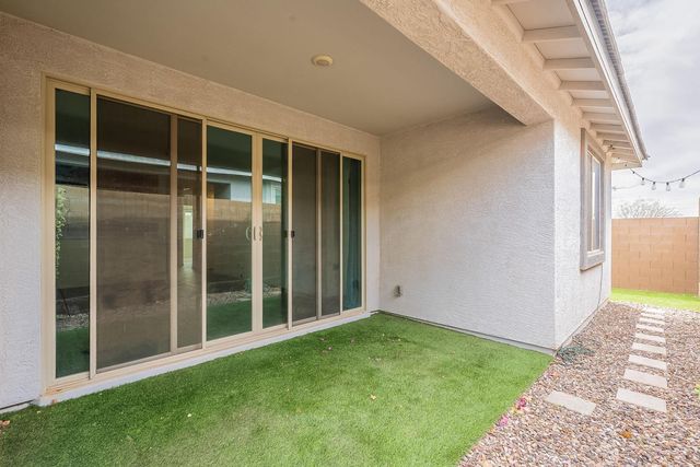 9258 E Static Avenue, Mesa, AZ 85212