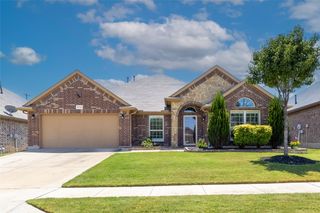 2112 Rosalinda Pass, Fort Worth, TX 76131