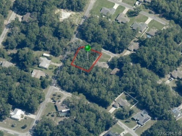 9800 N Loretta Way, Dunnellon, FL 34434