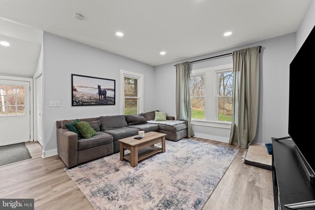 719 WILSON AVE, Sykesville, MD 21784