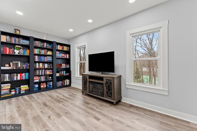 719 WILSON AVE, Sykesville, MD 21784