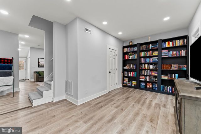 719 WILSON AVE, Sykesville, MD 21784