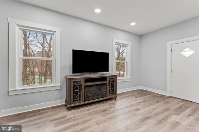 719 WILSON AVE, Sykesville, MD 21784