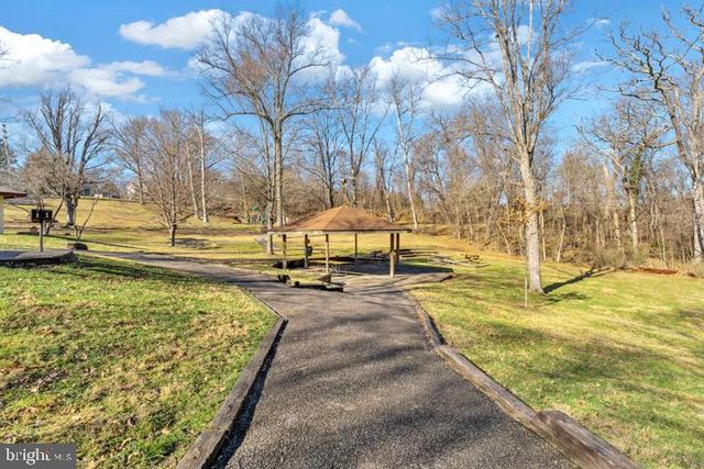 719 WILSON AVE, Sykesville, MD 21784