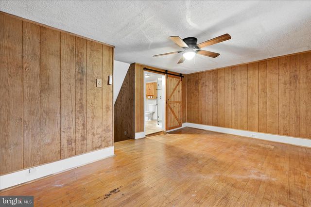 2113 WATER ST, Lebanon, PA 17046