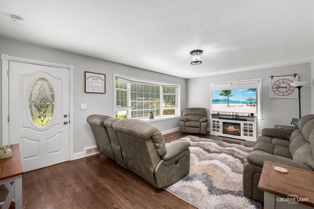 805 Alann Drive, Joliet, IL 60435