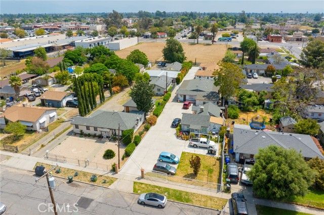 9063 Olive Street, Fontana, CA 92335