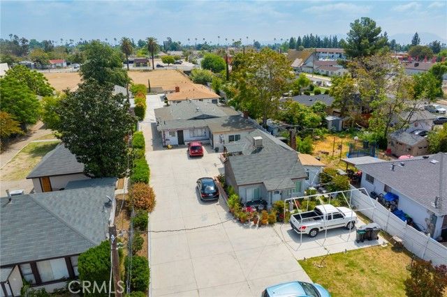 9063 Olive Street, Fontana, CA 92335