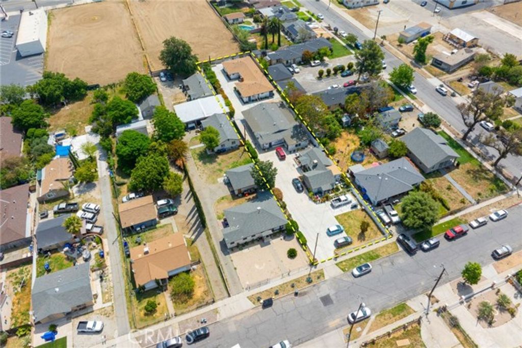 9063 Olive Street, Fontana, CA 92335