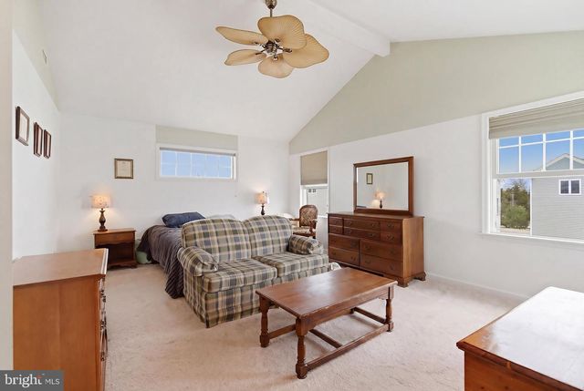 226 N 13TH ST, Surf City, NJ 08008