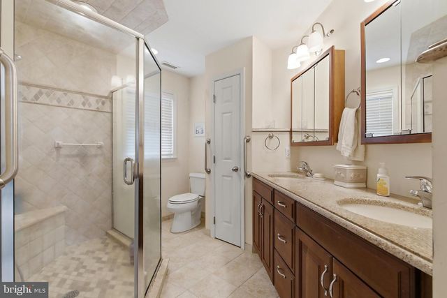 226 N 13TH ST, Surf City, NJ 08008
