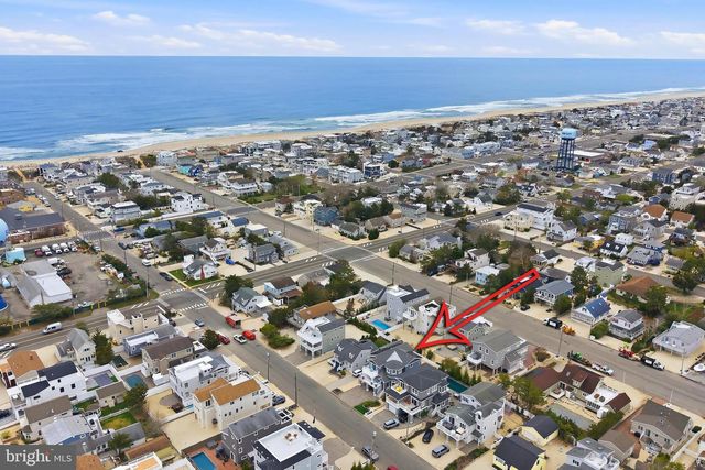 226 N 13TH ST, Surf City, NJ 08008