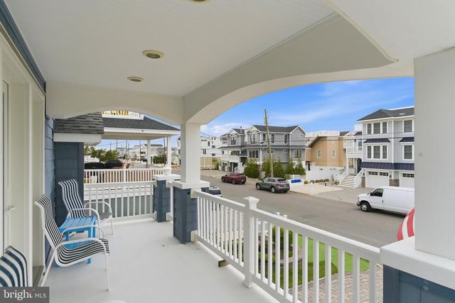 226 N 13TH ST, Surf City, NJ 08008