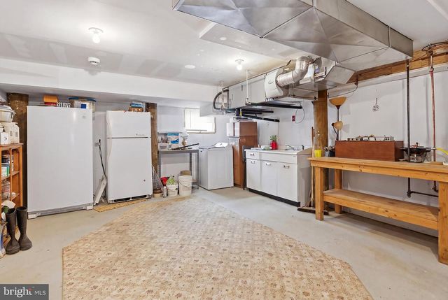 226 N 13TH ST, Surf City, NJ 08008