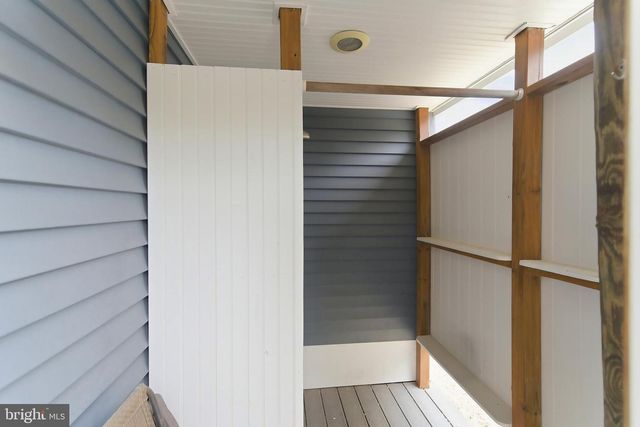 226 N 13TH ST, Surf City, NJ 08008